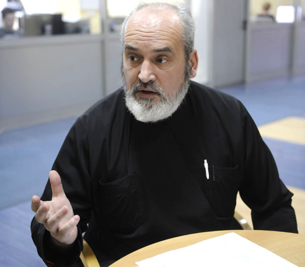 Помирење са епископом?